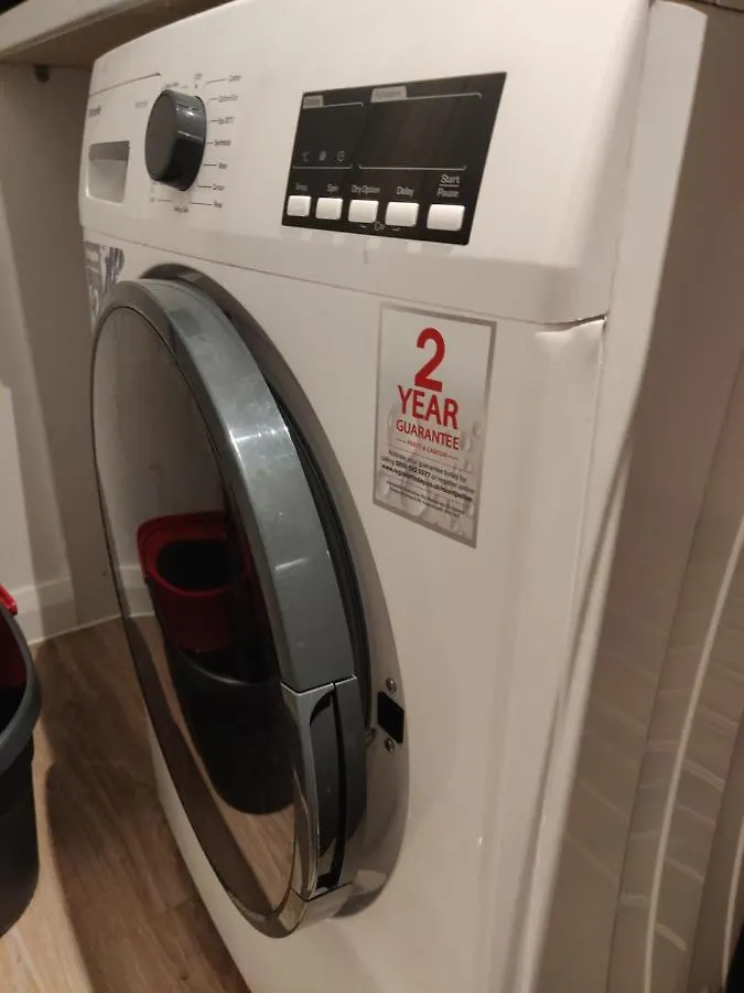 5 Star City Centre Apartment Белфаст