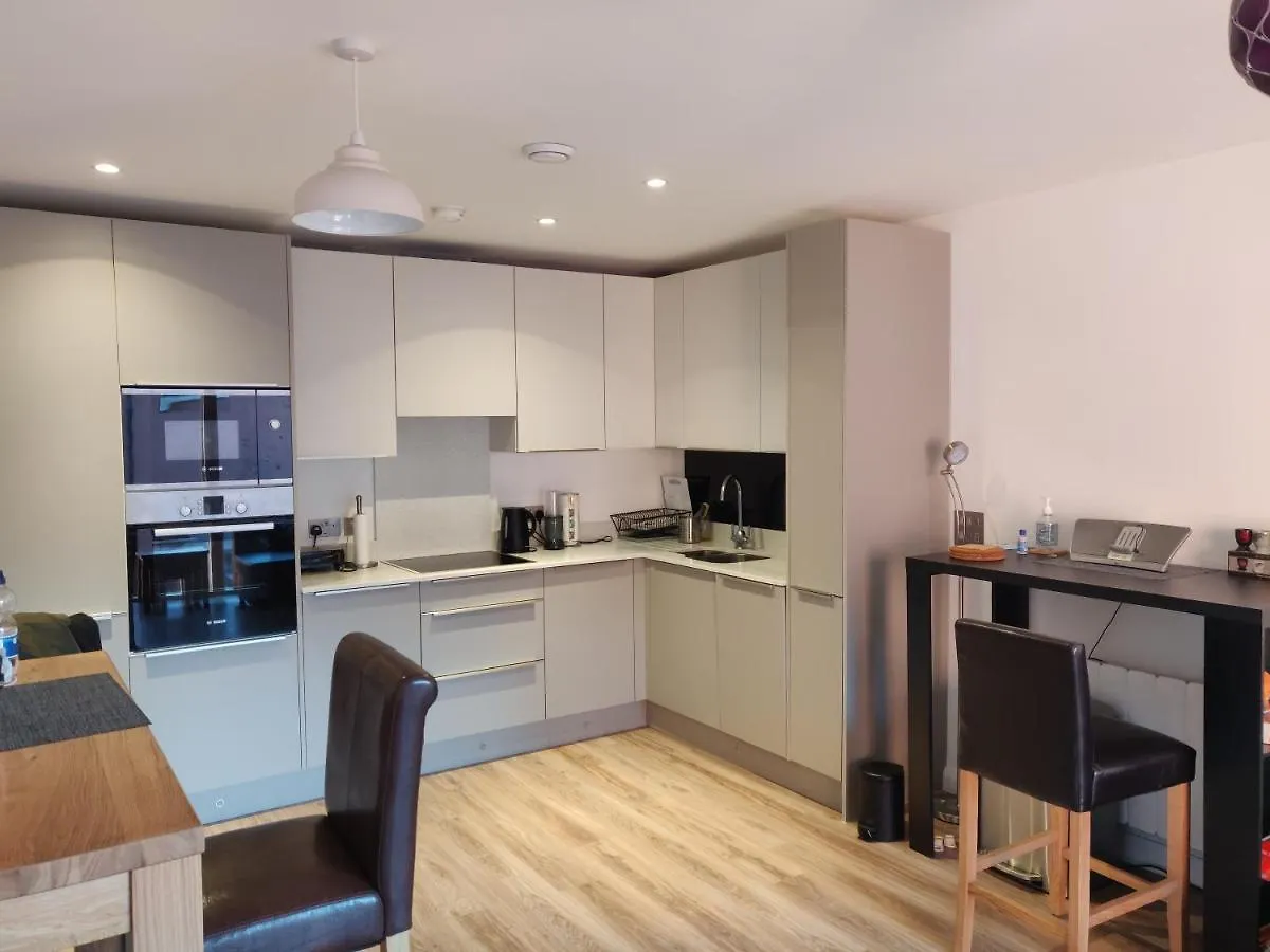 5 Star City Centre Apartment Белфаст Великобритания