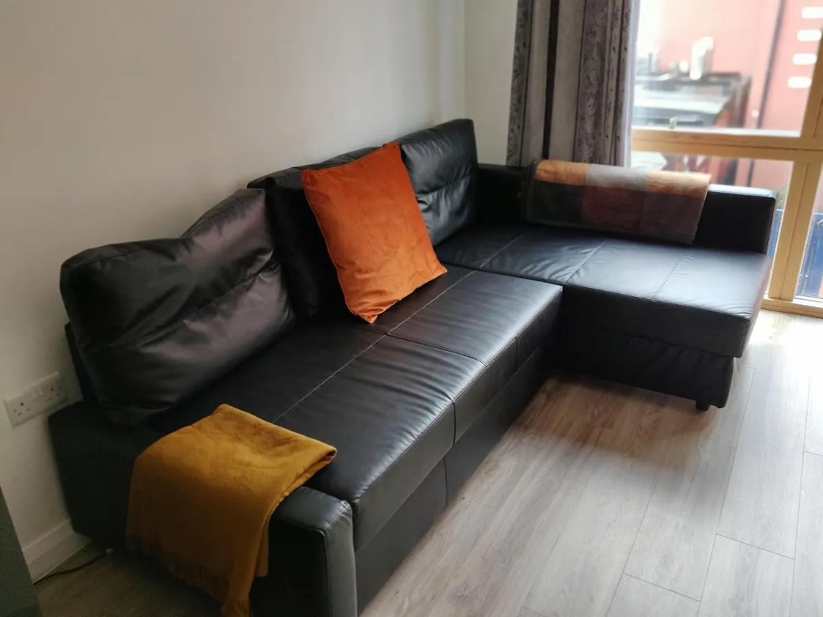 5 Star City Centre Apartment Белфаст