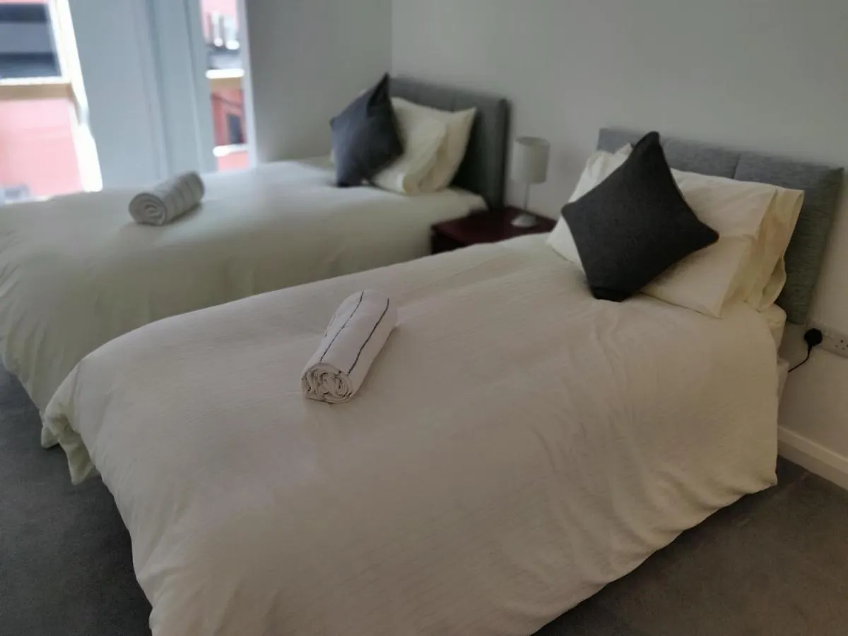 5 Star City Centre Apartment Белфаст 0*,