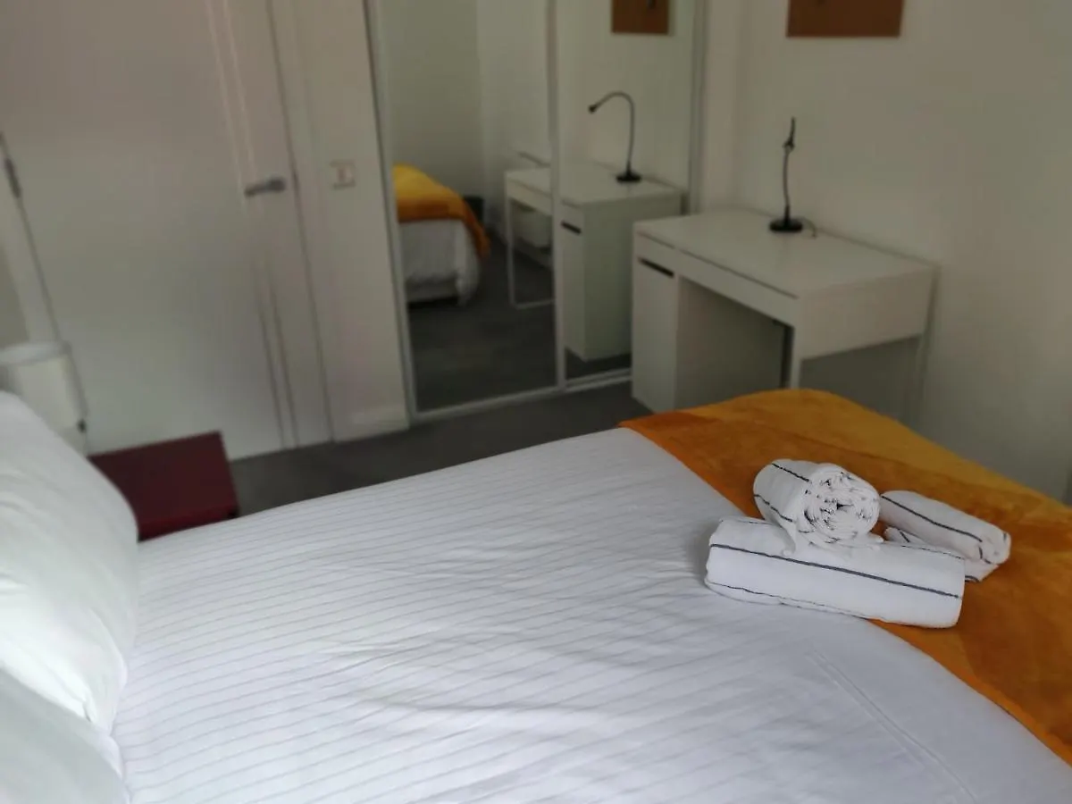 5 Star City Centre Apartment Белфаст Великобритания