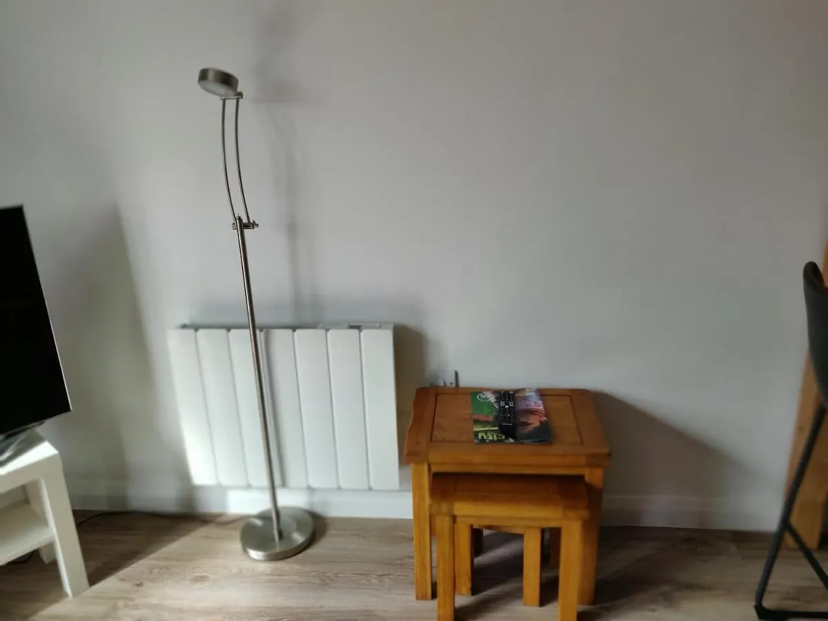 5 Star City Centre Apartment Белфаст